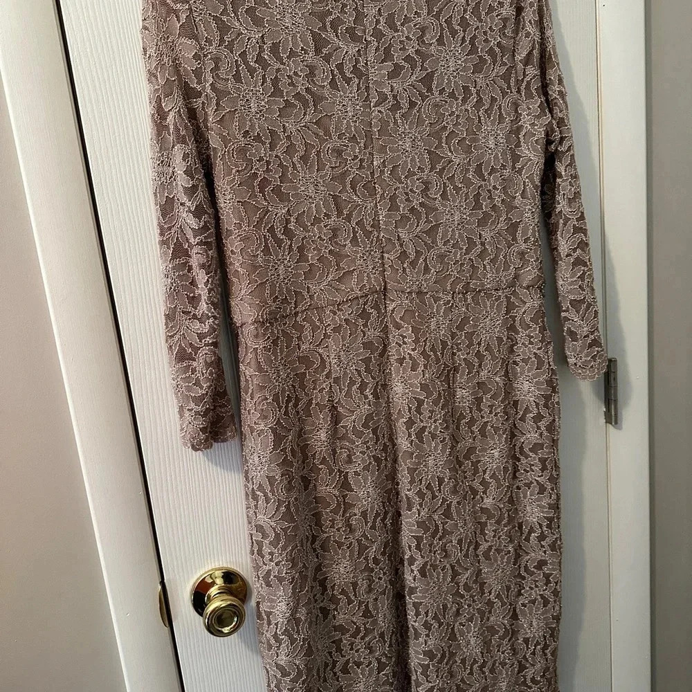 Jackie Jon New York Women Champagne Lace 3/4 Sleeve Beaded Dress, Size 12 Formal - Picture 4 of 7